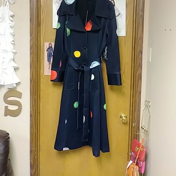 Clothes - Picture 3 of 8